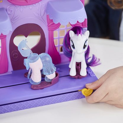 My Little Pony Игровой набор Бутик Рарити в Кантерлоте Friendship is Magic Rarity Fashion Runway Playset